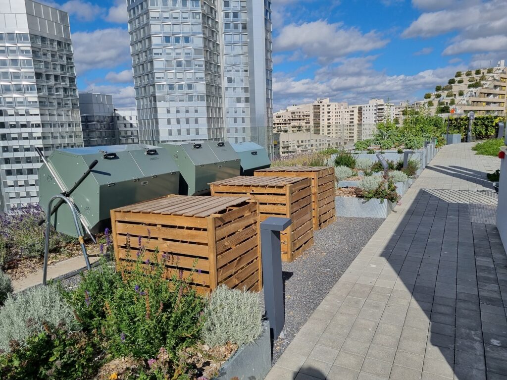 terabilis Metal57 rooftop vegetalise 20221005 143521